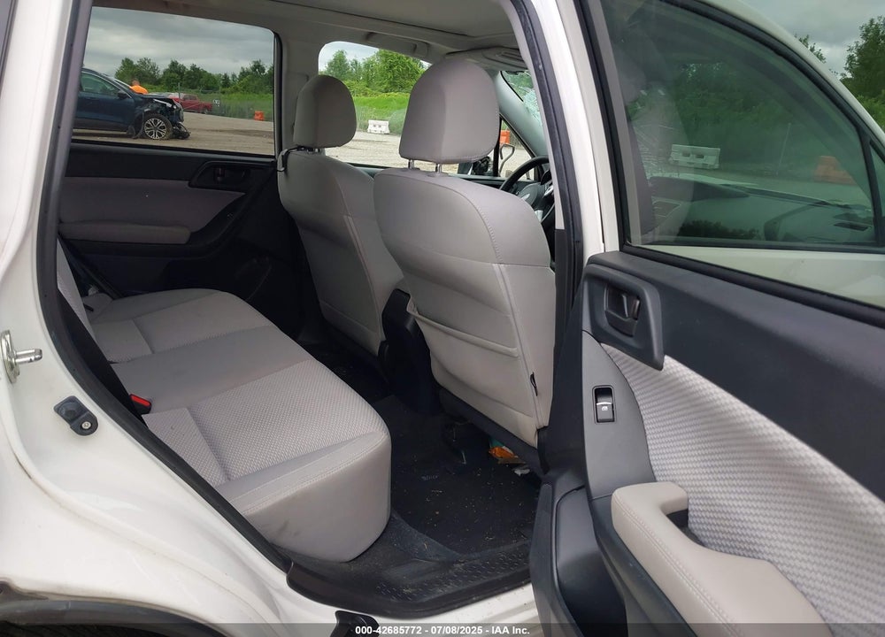2017 SUBARU FORESTER VIN: JF2SJAGC8HH425427
