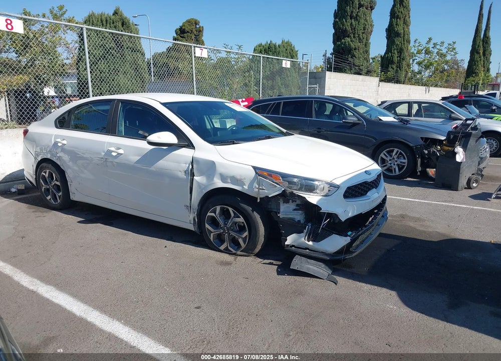 2020 KIA FORTE LXS VIN: 3KPF24AD9LE200240