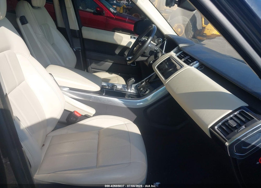 2019 LAND ROVER RANGE ROVER SPORT HSE VIN: SALWR2RV4KA823367