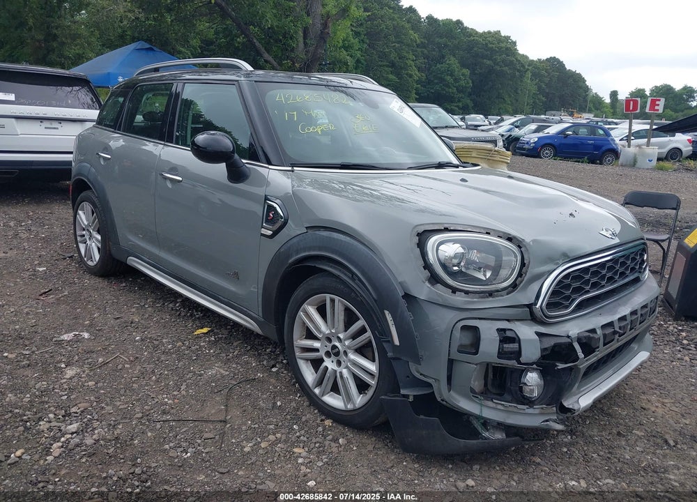 2017 MINI COUNTRYMAN COOPER S VIN: WMZYT5C38H3D81171