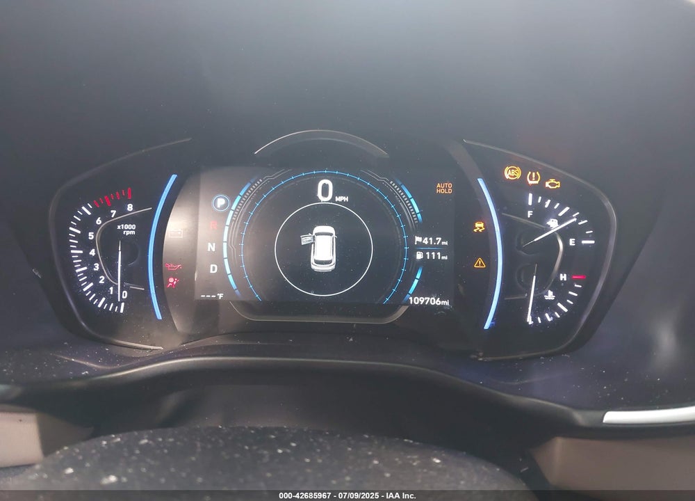 2019 HYUNDAI SANTA FE VIN: 5NMS53AA0KH135260