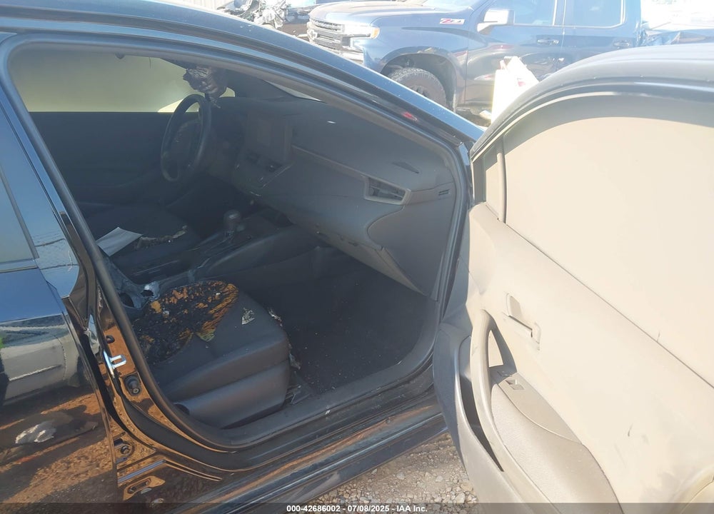 2023 TOYOTA COROLLA VIN: JTDBCMFE0PJ000594
