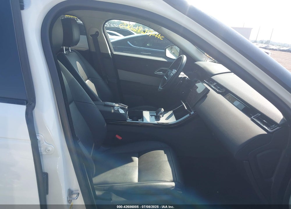2024 LAND ROVER RANGE ROVER VELAR VIN: SALYJ2EXXRA386105