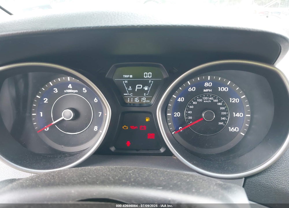 2016 HYUNDAI ELANTRA VIN: 5NPDH4AE3GH692876