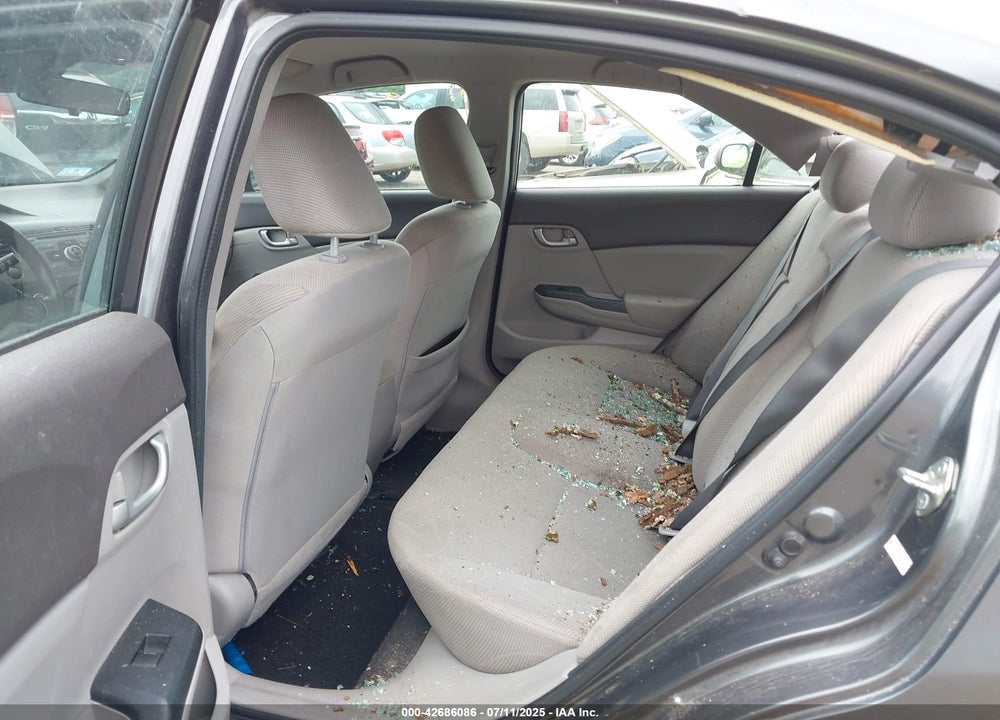 2012 HONDA CIVIC VIN: 2HGFB2F52CH597477