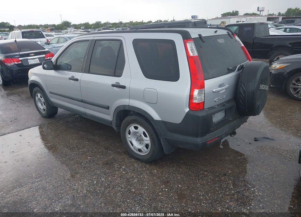 2005 HONDA CR-V LX VIN: JHLRD78525C058205