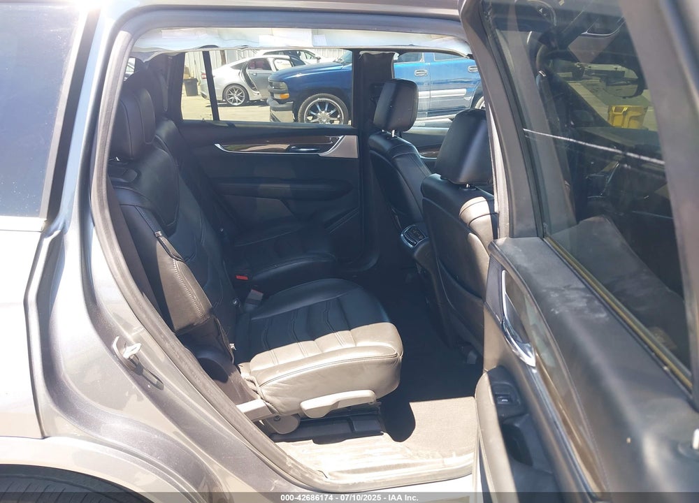 2021 CADILLAC XT6 VIN: 1GYKPERS7MZ111033