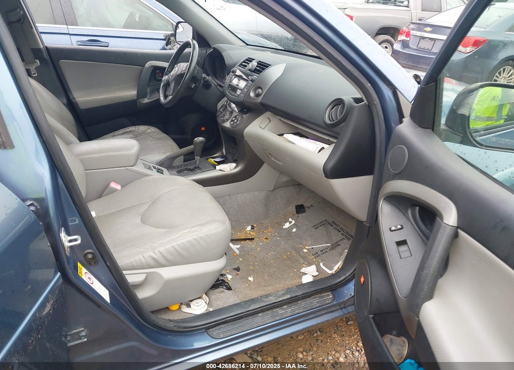 2009 TOYOTA RAV4 VIN: JTMBK31V99D002964