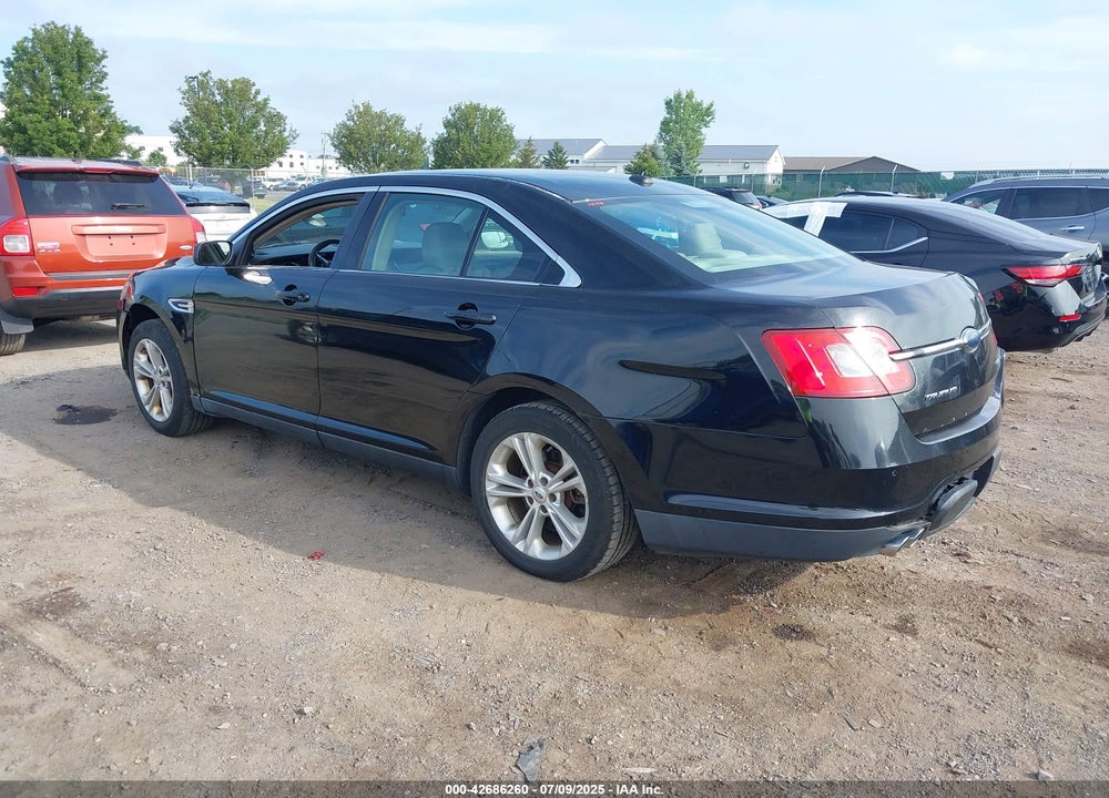 2011 FORD TAURUS VIN: 1FAHP2HW6BG190356