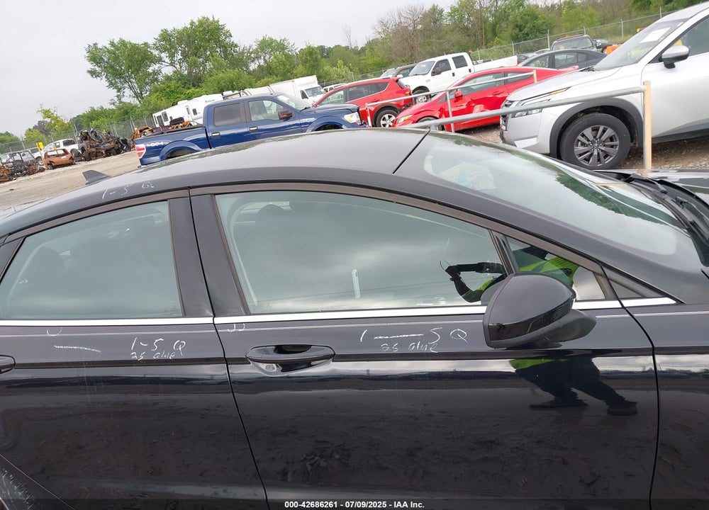 2020 FORD FUSION SE VIN: 3FA6P0HDXLR147241