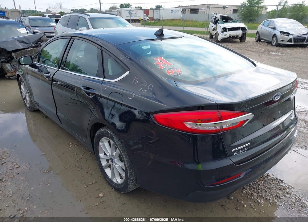 2020 FORD FUSION SE VIN: 3FA6P0HDXLR147241