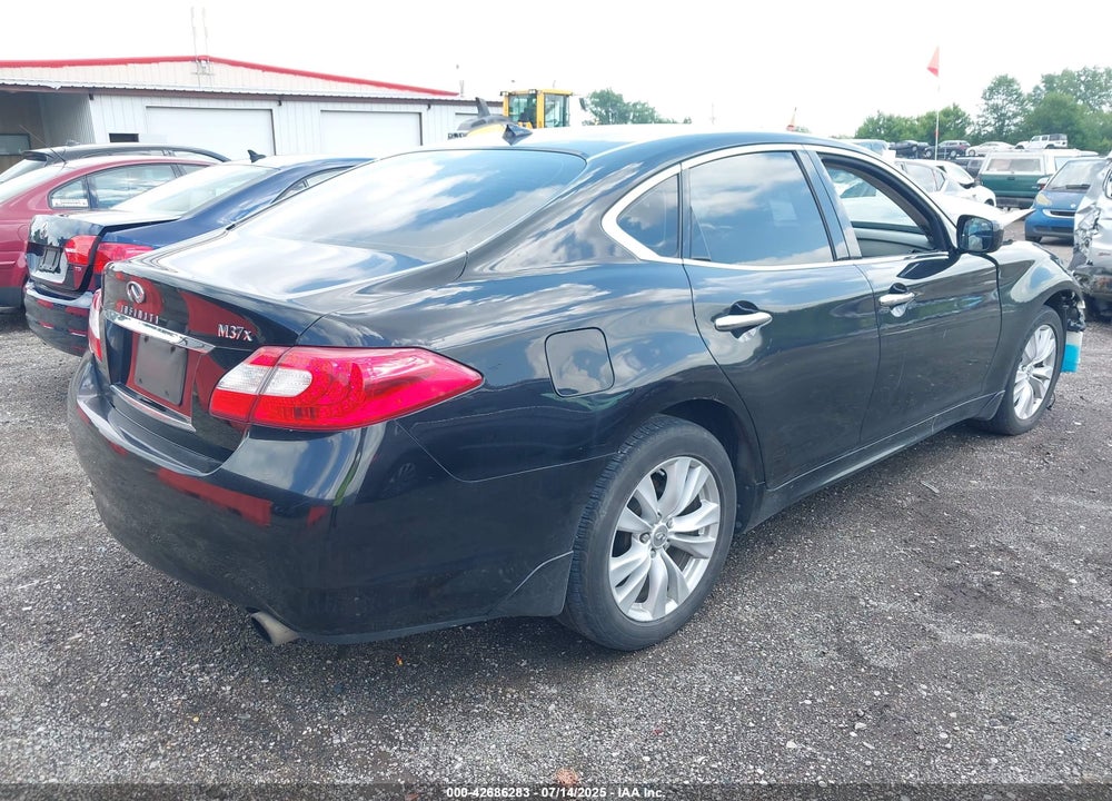 2011 INFINITI M37X VIN: JN1BY1AR1BM373244