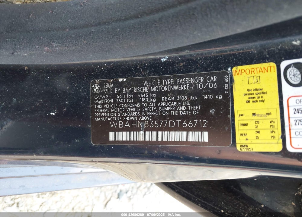 2007 BMW 750LI VIN: WBAHN83577DT66712