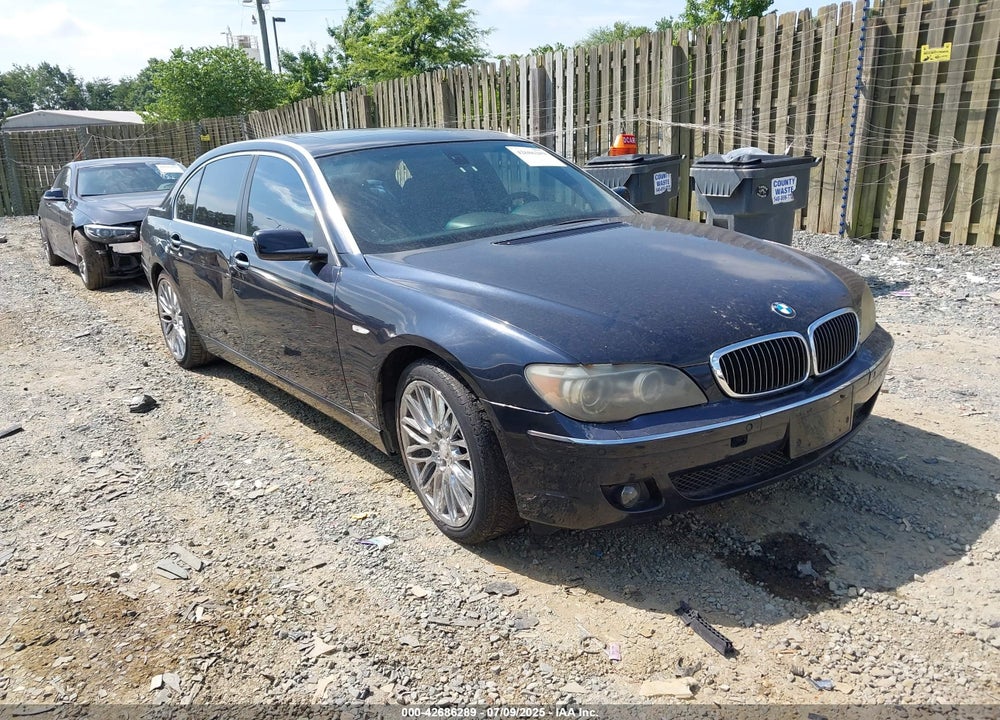 2007 BMW 750LI VIN: WBAHN83577DT66712