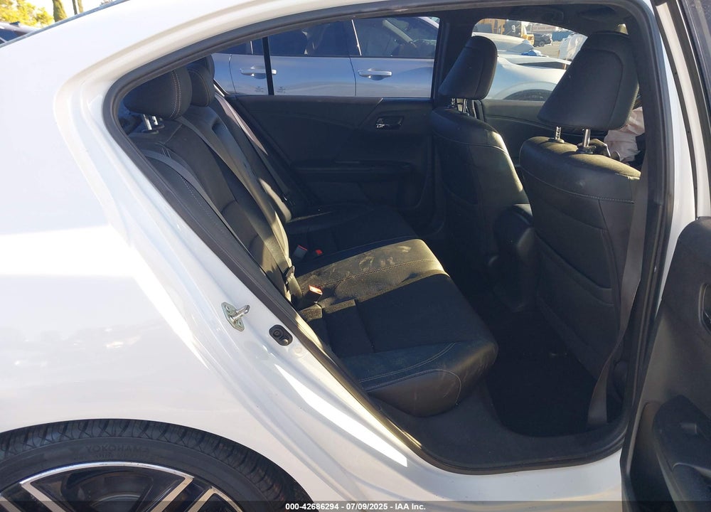 2016 HONDA ACCORD VIN: 1HGCR2F57GA169987