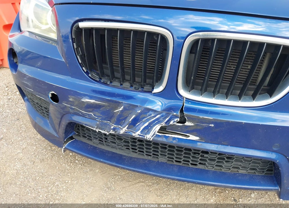 2015 BMW X1 VIN: WBAVL1C59FVY38093