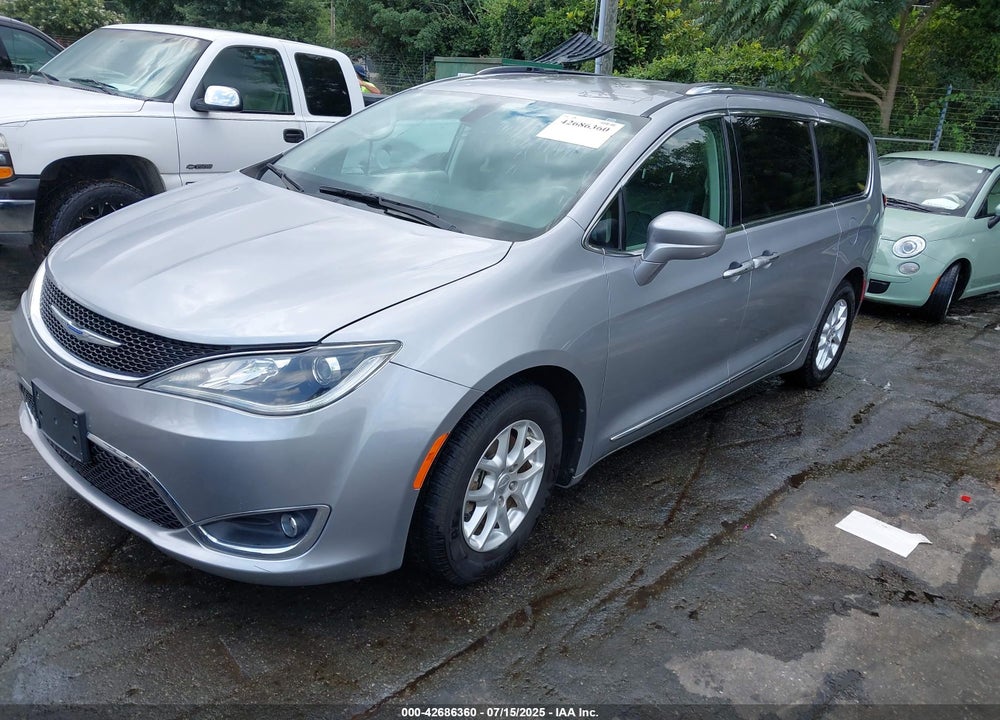 2020 CHRYSLER PACIFICA TOURING L VIN: 2C4RC1BG3LR120433