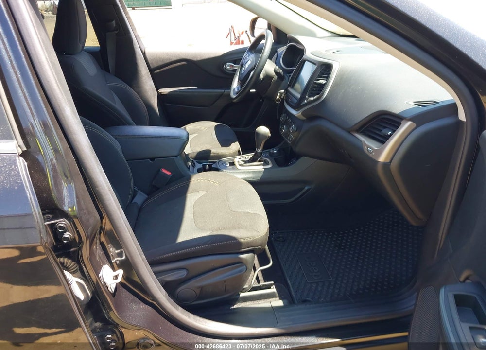 2016 JEEP CHEROKEE VIN: 1C4PJMCSXGW296586