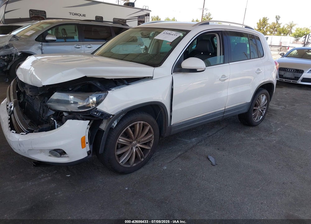 2013 VOLKSWAGEN TIGUAN SE VIN: WVGAV7AX9DW514874