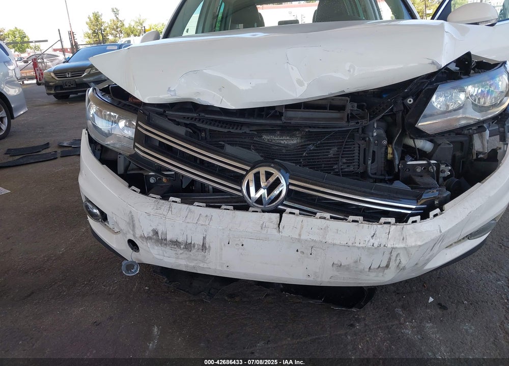 2013 VOLKSWAGEN TIGUAN SE VIN: WVGAV7AX9DW514874