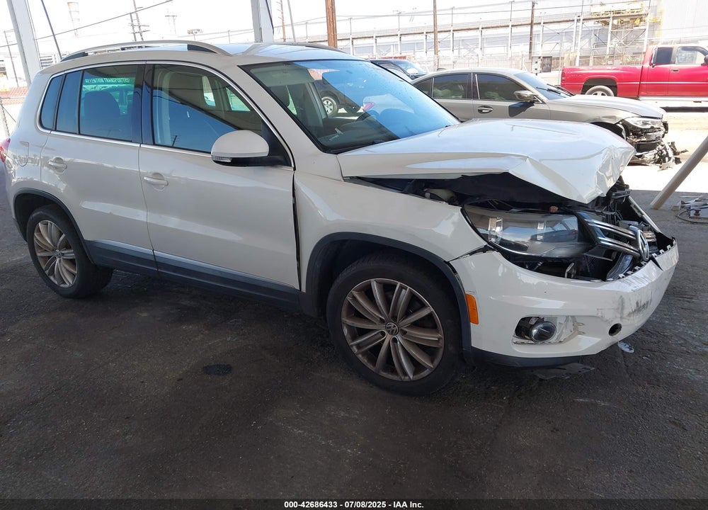 2013 VOLKSWAGEN TIGUAN SE VIN: WVGAV7AX9DW514874
