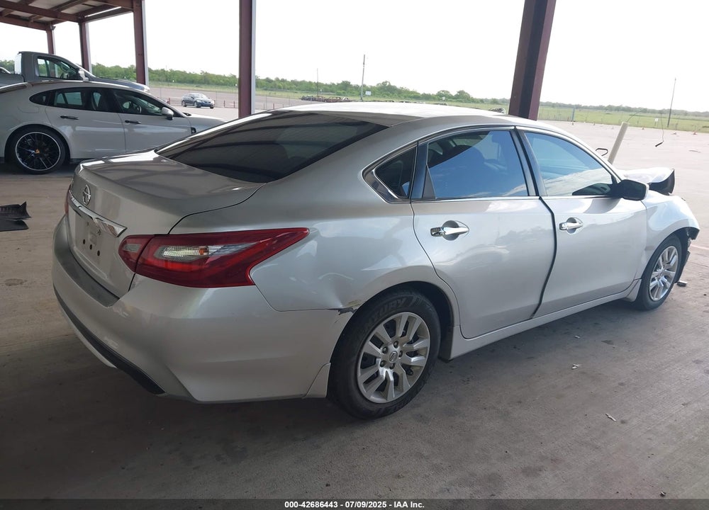 2018 NISSAN ALTIMA VIN: 1N4AL3AP1JC289601