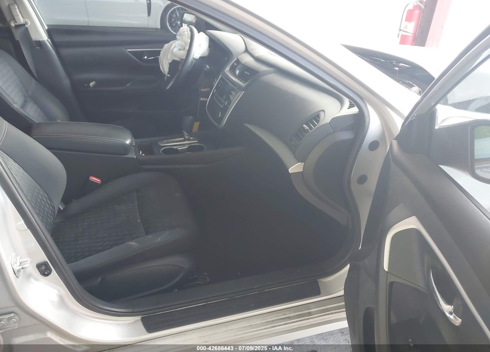 2018 NISSAN ALTIMA VIN: 1N4AL3AP1JC289601