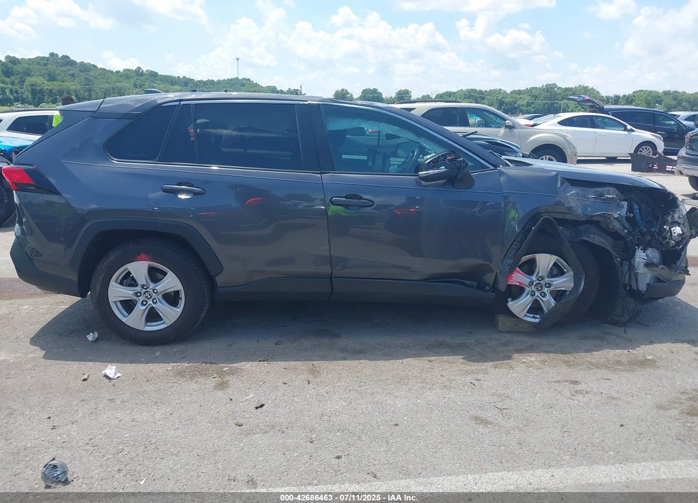 2021 TOYOTA RAV4 VIN: 2T3P1RFV6MW186566