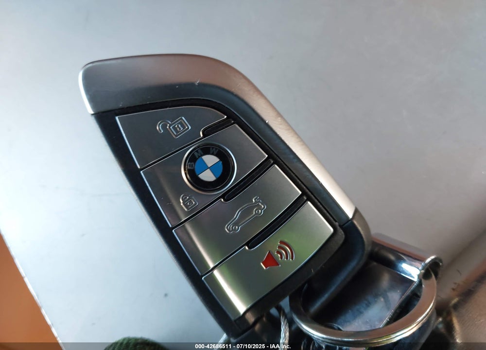 2022 BMW 5 SERIES VIN: WBA33AG01NCJ52906