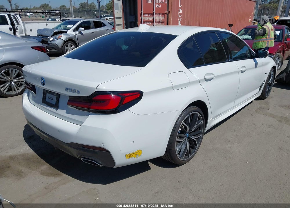 2022 BMW 5 SERIES VIN: WBA33AG01NCJ52906