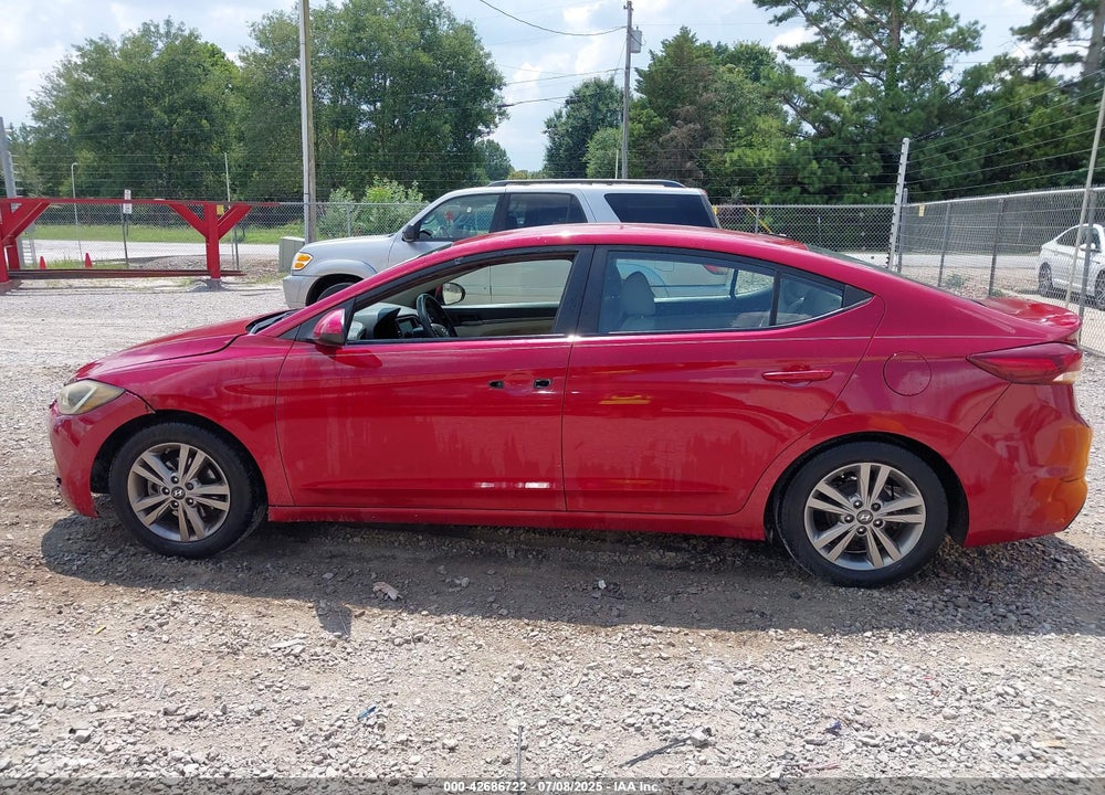 2017 HYUNDAI ELANTRA VIN: KMHD84LFXHU075239