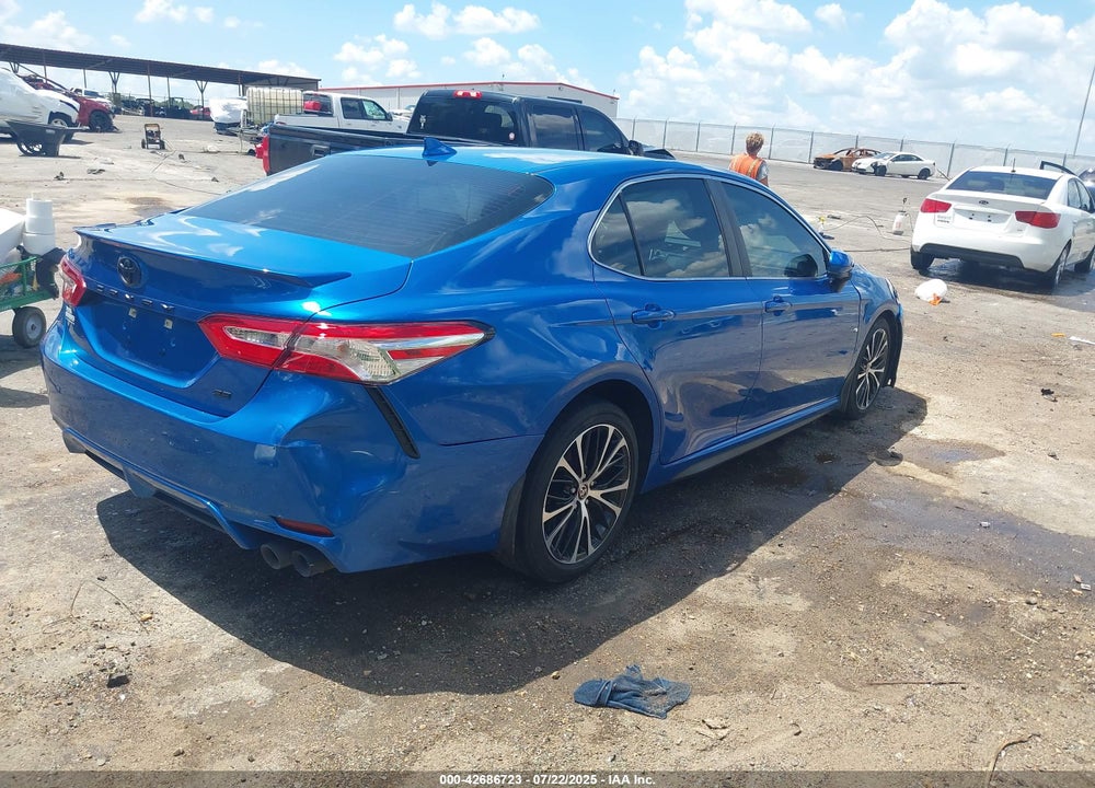 2020 TOYOTA CAMRY VIN: 4T1G11AK4LU384035