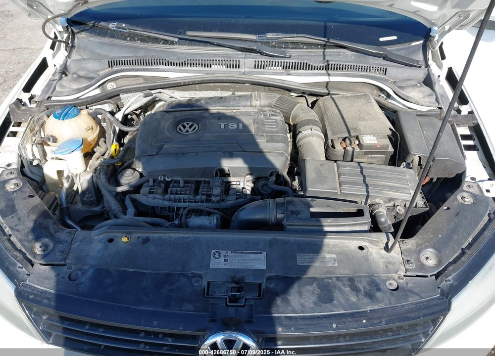 2014 VOLKSWAGEN JETTA 1.8T SE VIN: 3VWD17AJ8EM284395
