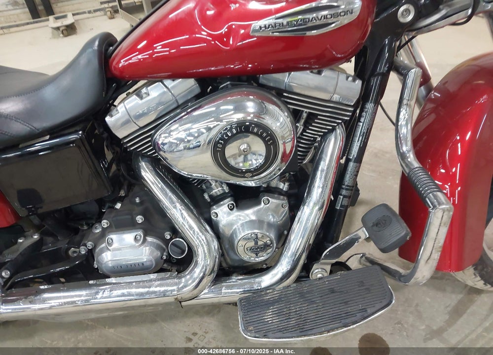 2012 HARLEY-DAVIDSON FLD SWITCHBACK VIN: 1HD1GZM10CC331279
