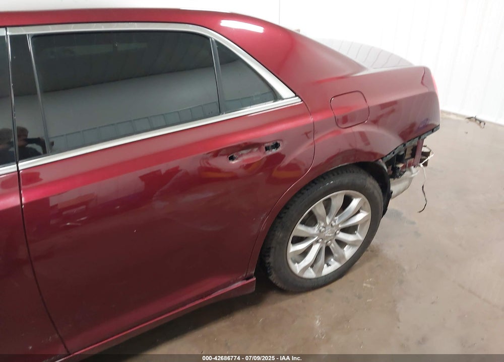 2018 CHRYSLER 300 VIN: 2C3CCAKG8JH192418