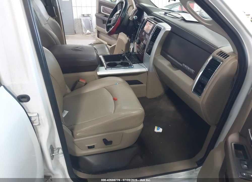 2011 RAM RAM 2500 VIN: 3D7TT2CTXBG624060