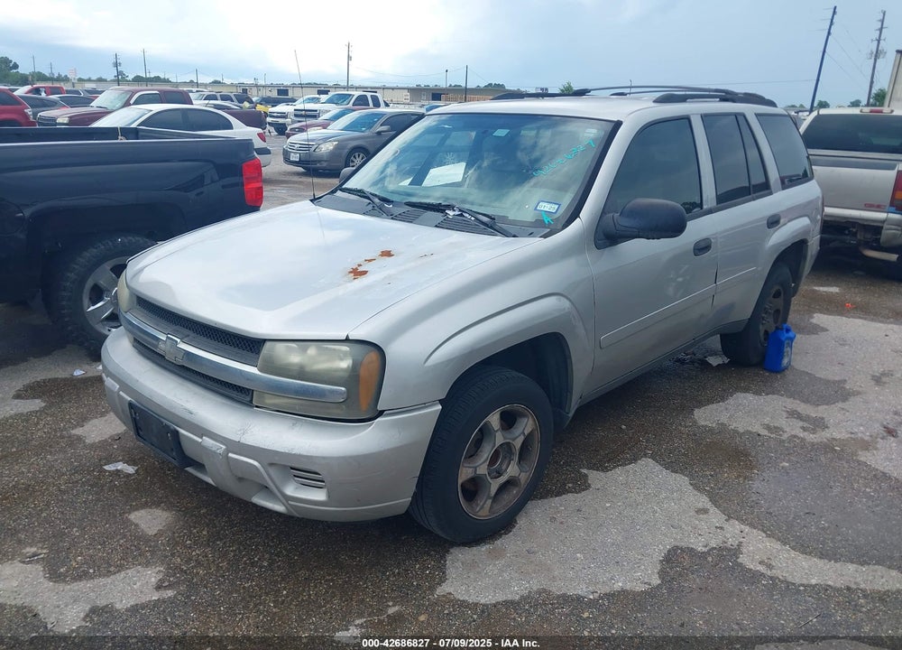 2008 CHEVROLET TRAILBLAZER VIN: 1GNDS13S082109337