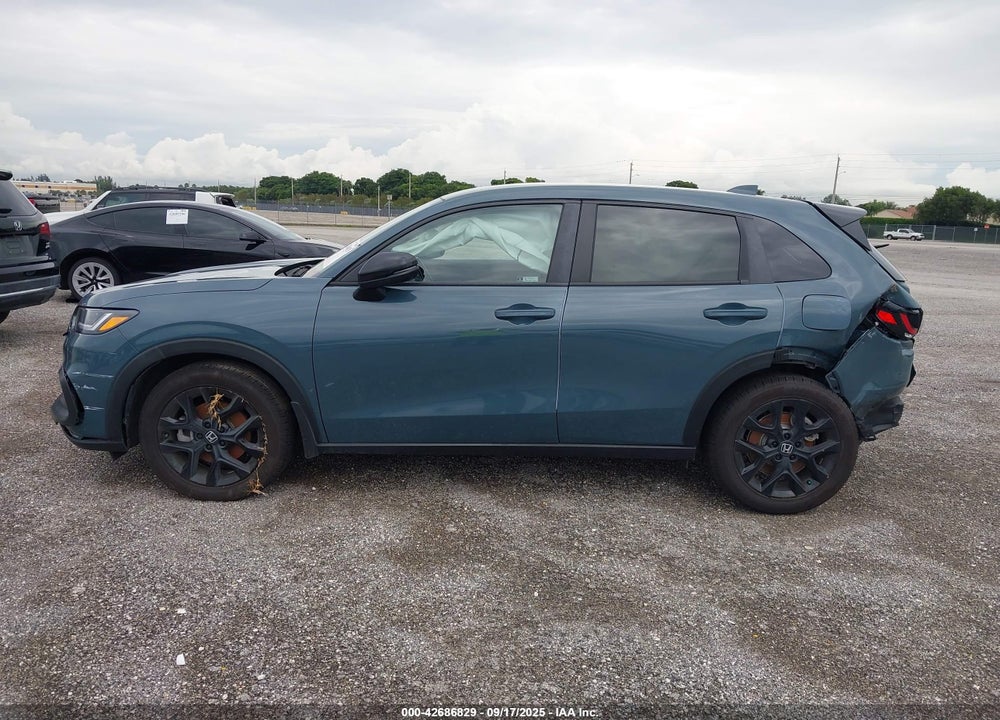 2023 HONDA HR-V VIN: 3CZRZ1H57PM703695