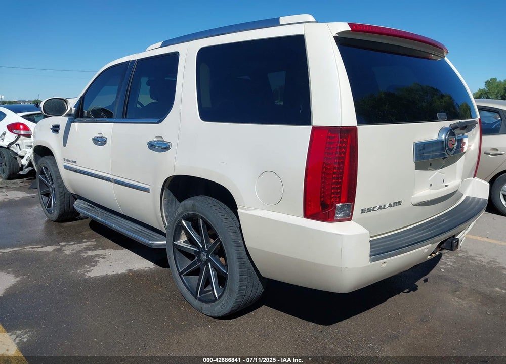 2007 CADILLAC ESCALADE STANDARD VIN: 1GYFK63857R314493