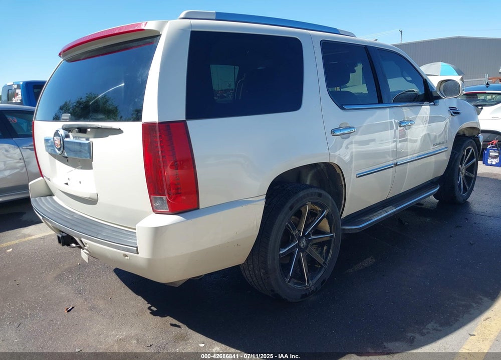 2007 CADILLAC ESCALADE STANDARD VIN: 1GYFK63857R314493