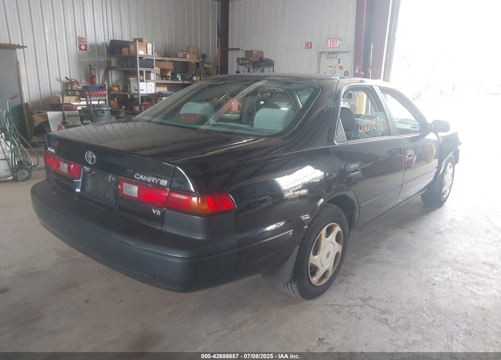 1998 TOYOTA CAMRY LE V6 VIN: 4T1BF22K7WU074370