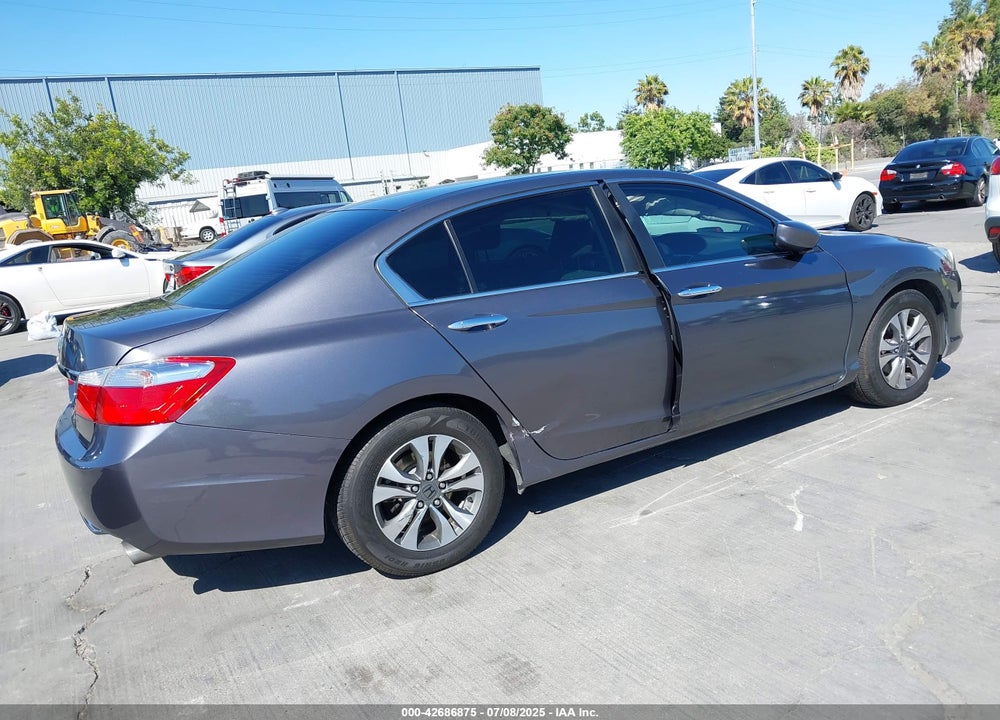 2013 HONDA ACCORD VIN: 1HGCR2F33DA142828