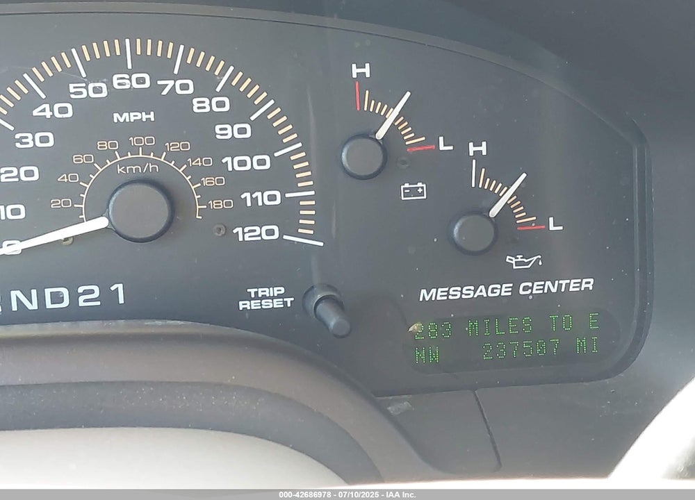 2003 FORD EXPEDITION EDDIE BAUER VIN: 1FMFU18L43LA58341