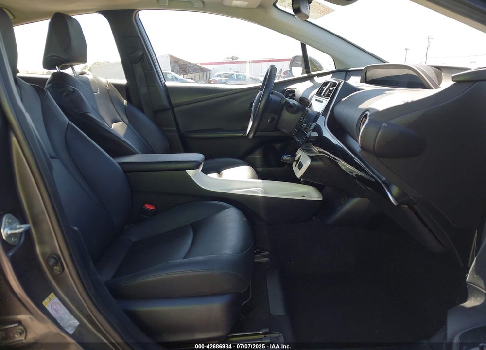 2016 TOYOTA PRIUS VIN: JTDKARFU6G3009511