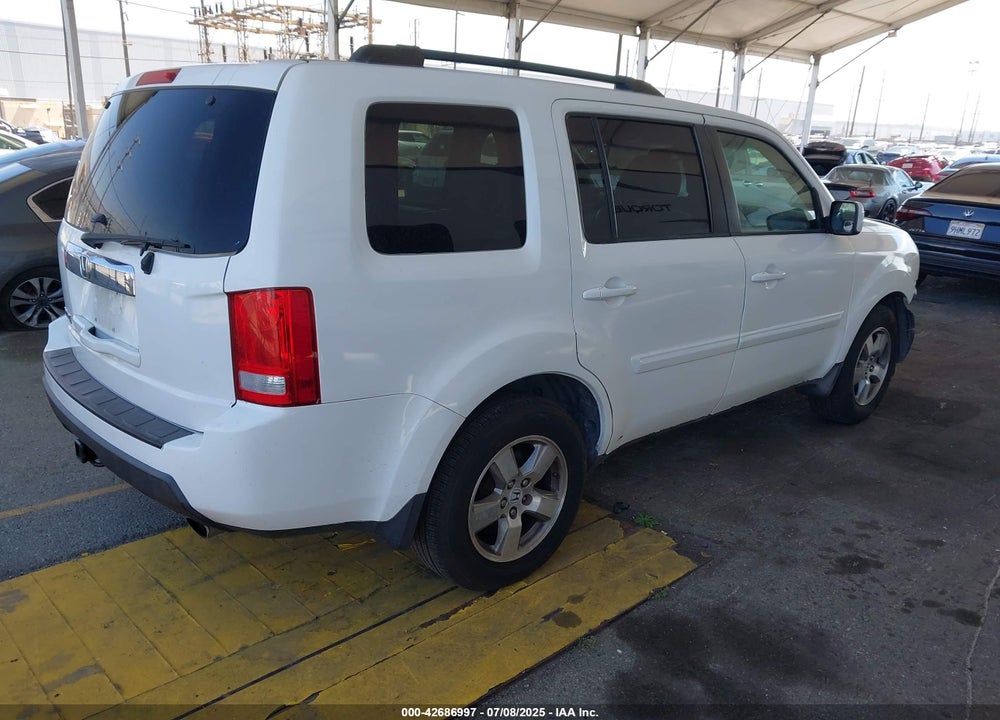 2009 HONDA PILOT EX-L VIN: 5FNYF38529B025418