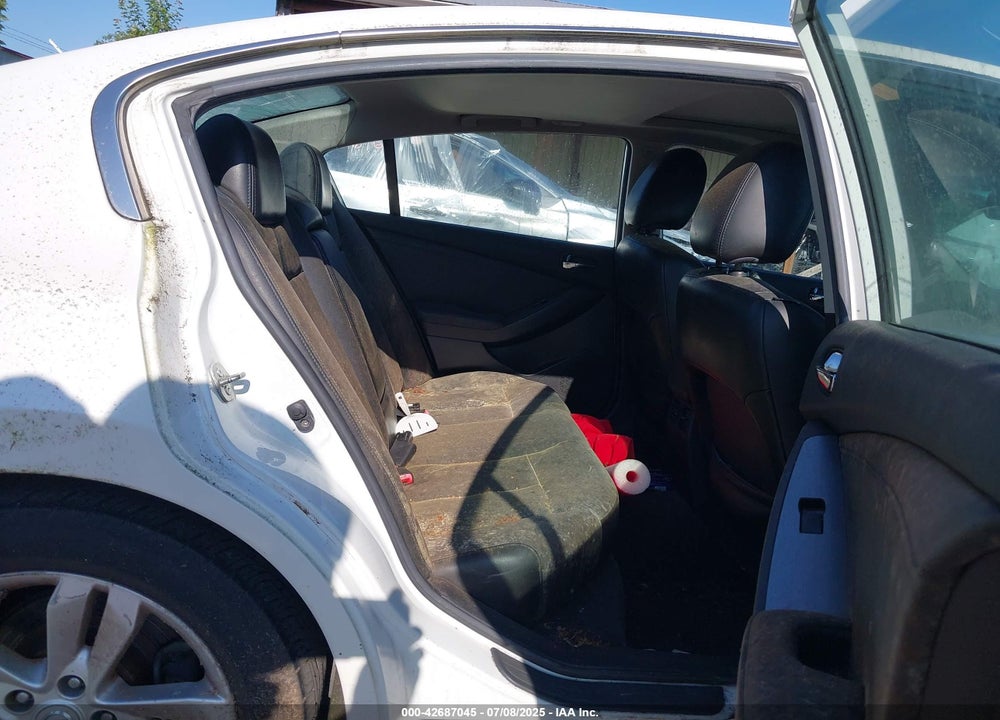 2011 NISSAN ALTIMA VIN: 1N4BL2AP4BN496570