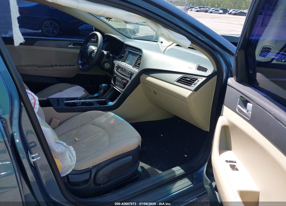 2016 HYUNDAI SONATA VIN: 5NPE24AF6GH376600