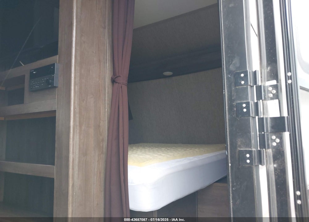 2018 DUTCHMEN TRAVEL TRAILER VIN: 4YDT26327JH939511