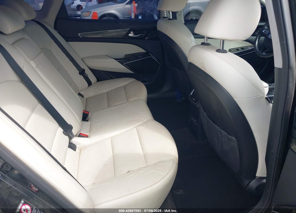 2017 KIA CADENZA VIN: KNALC4J13H5059624