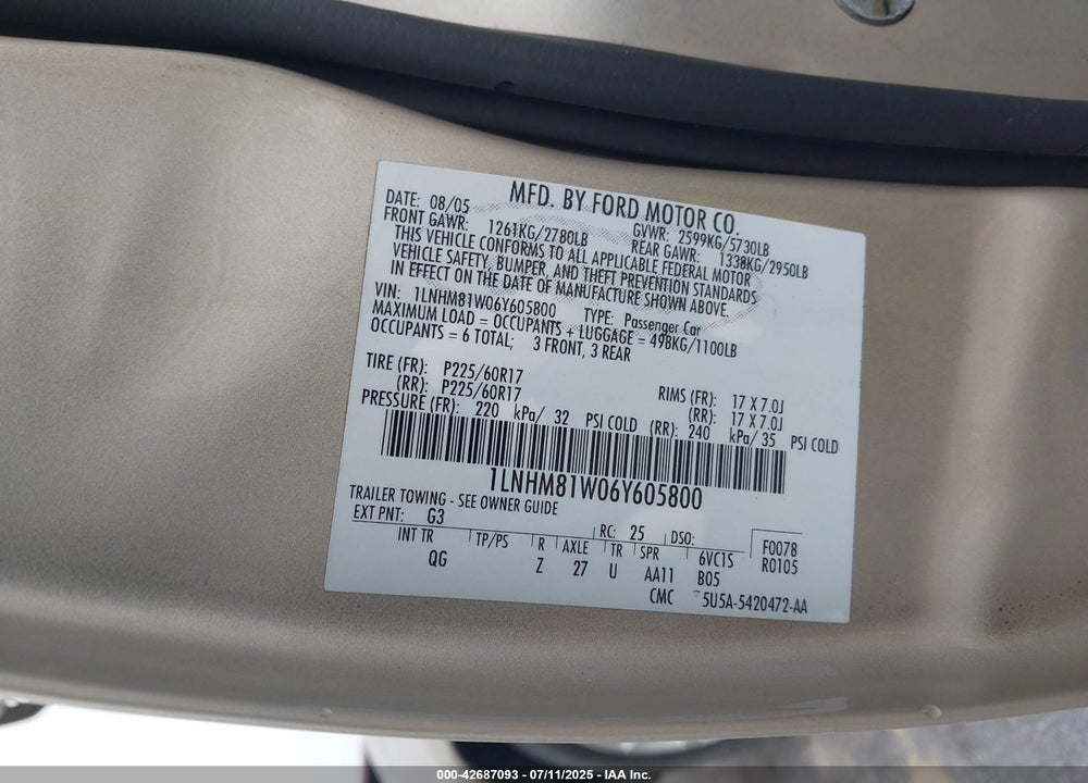 2006 LINCOLN TOWN CAR VIN: 1LNHM81W06Y605800